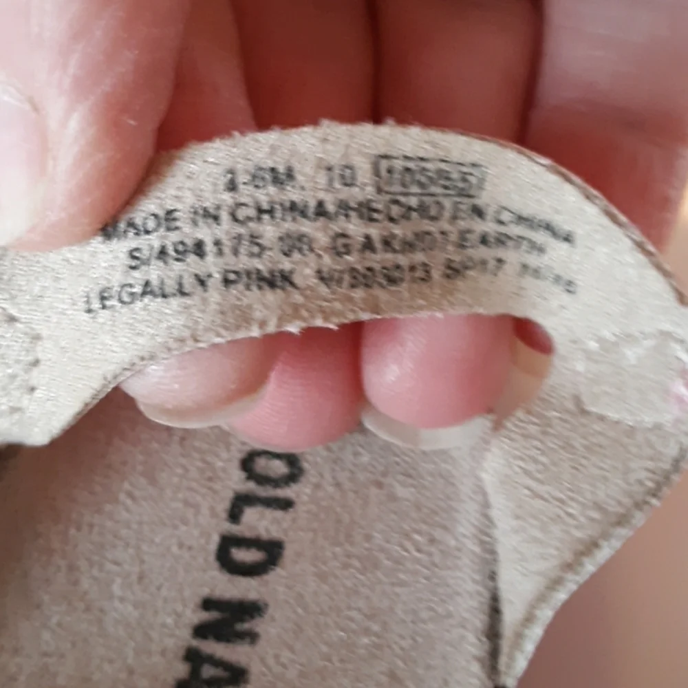 Old Navy pink 3-6 month sandals
